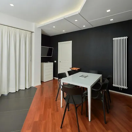 Dream House Apartment *